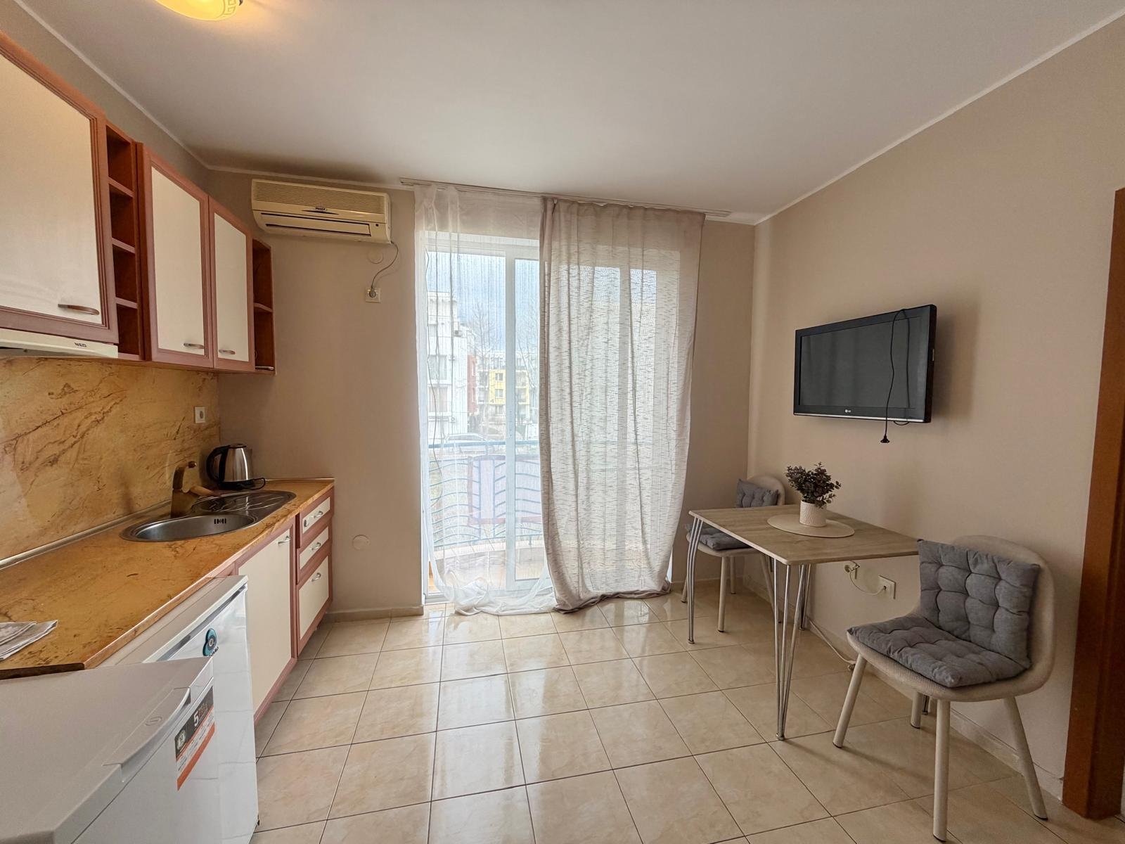 Zweizimmerwohnung mit Blick auf den Innenhof im Komplex Sunny Day 3, Sonnenstrand, Bulgarien Zweizimmerwohnung mit Blick auf den Innenhof im Komplex Sunny Day 3, Sonnenstrand, Bulgarien