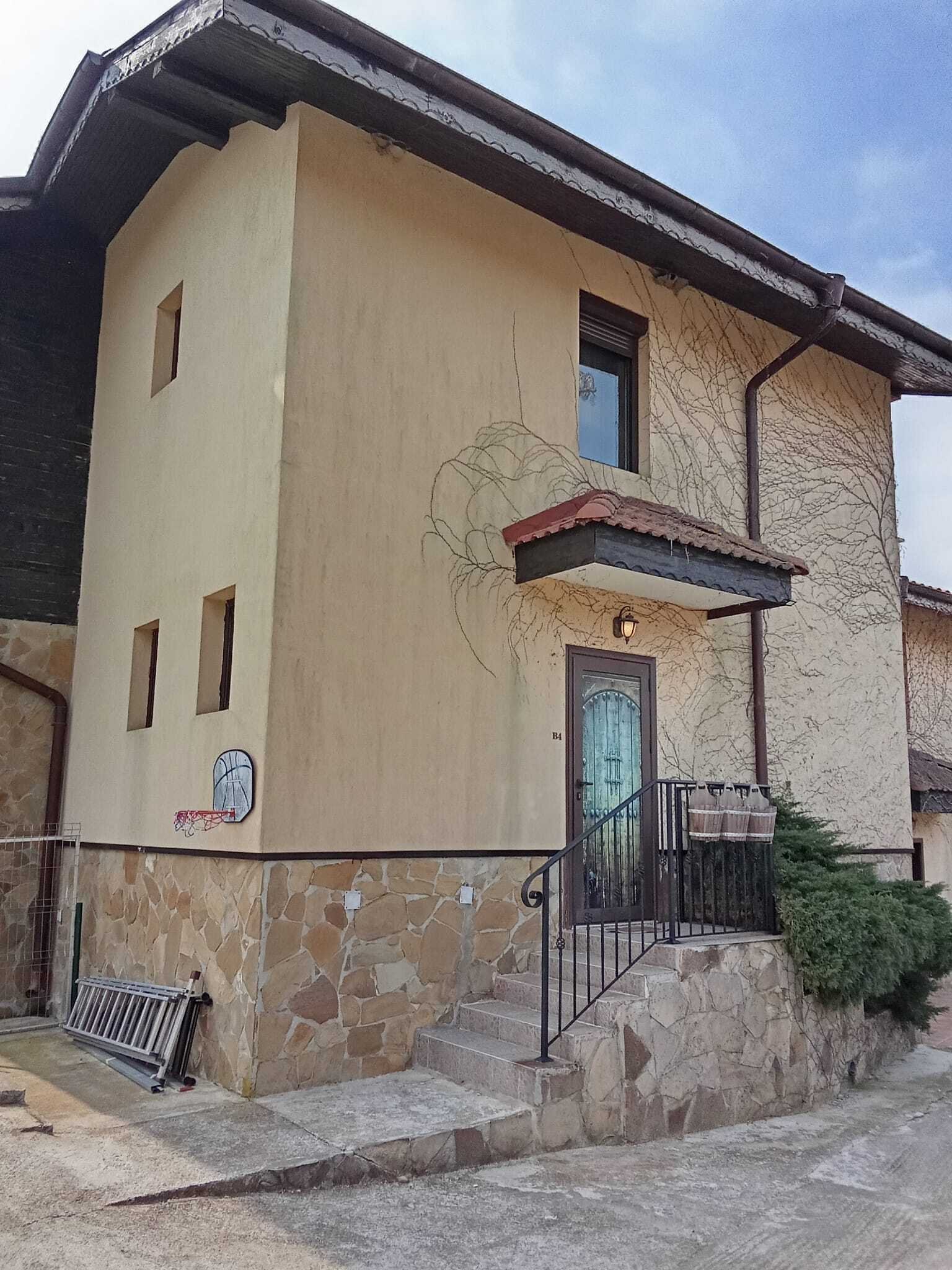 Reihenhaus im Villenviertel Cholakova Cheshma Kosharitsa Bulgarien Reihenhaus im Villenviertel Cholakova Cheshma Kosharitsa Bulgarien