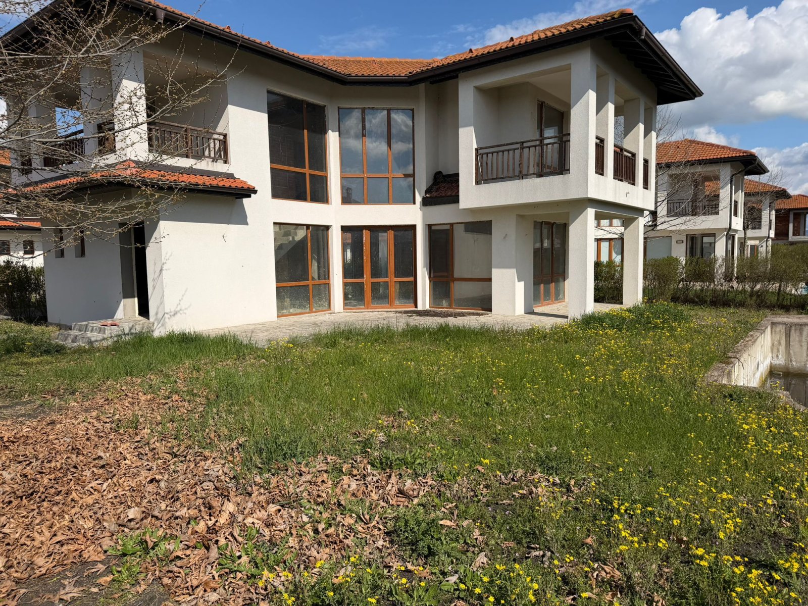 Haus im Rohbauzustand im Komplex Floral Maedows Kableshkovo Bulgarien Haus im Rohbauzustand im Komplex Floral Maedows Kableshkovo Bulgarien