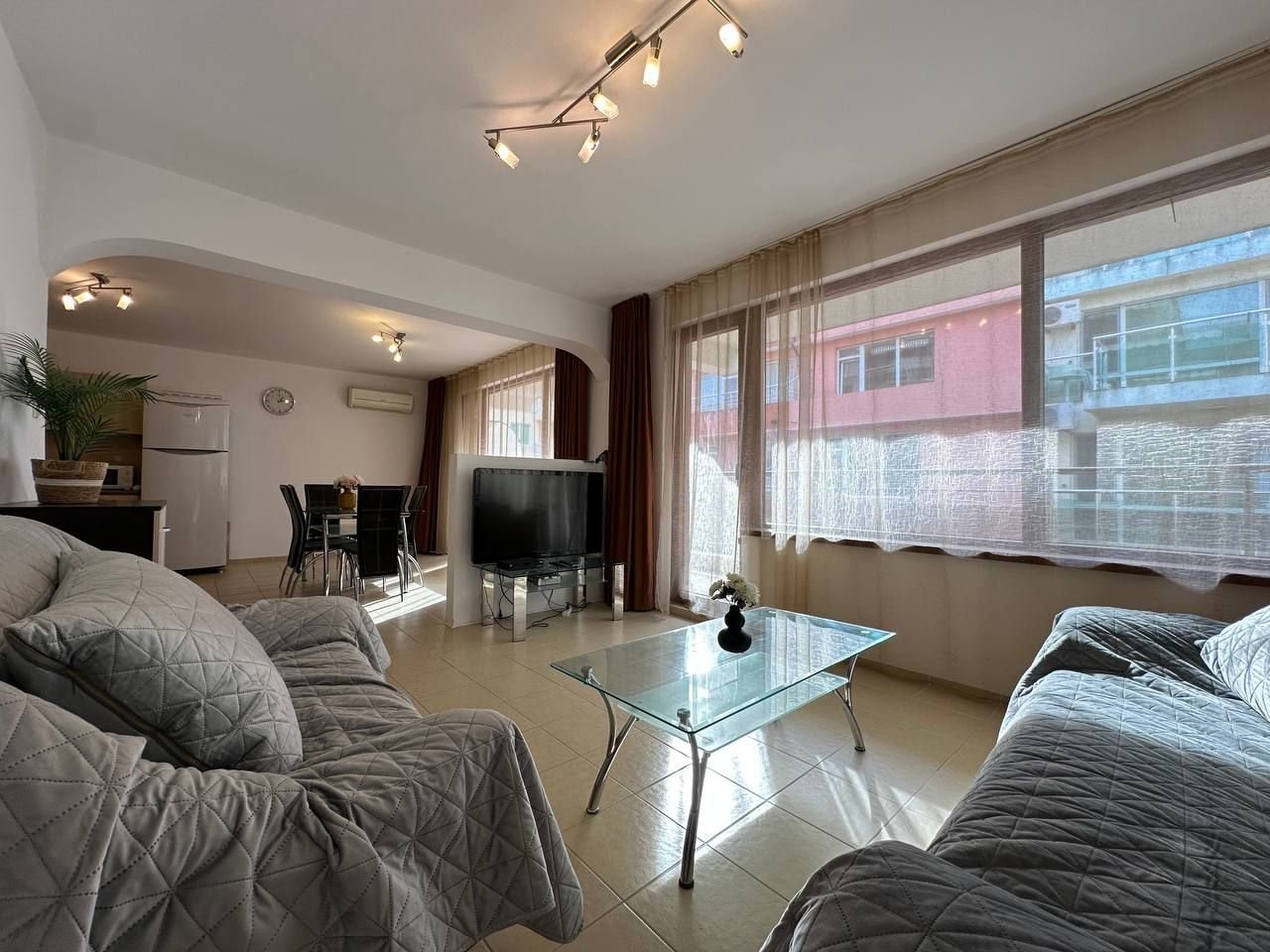 2 Zimmer Wohnung Nähe Meer Innenstadt Pomorie Bulgarien 2 Zimmer Wohnung Nähe Meer Innenstadt Pomorie Bulgarien