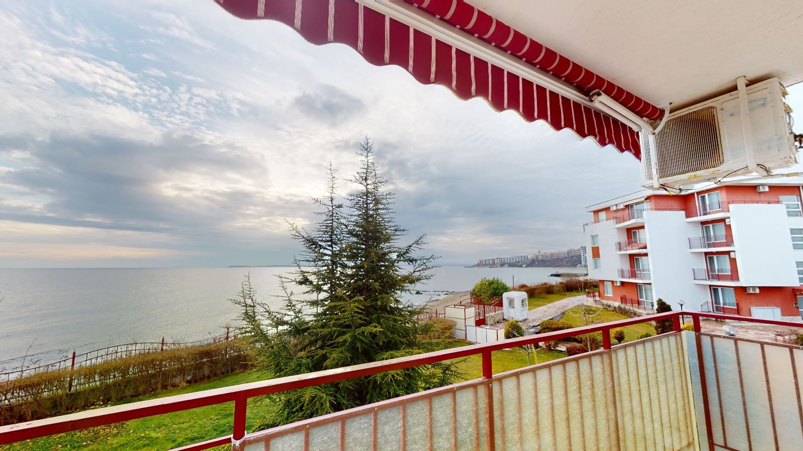 Geräumiges Apartment mit einem Schlafzimmer und direktem Meerblick | Privilege Fort, Sveti Vlas – Elenite Geräumiges Apartment mit einem Schlafzimmer und direktem Meerblick | Privilege Fort, Sveti Vlas – Elenite