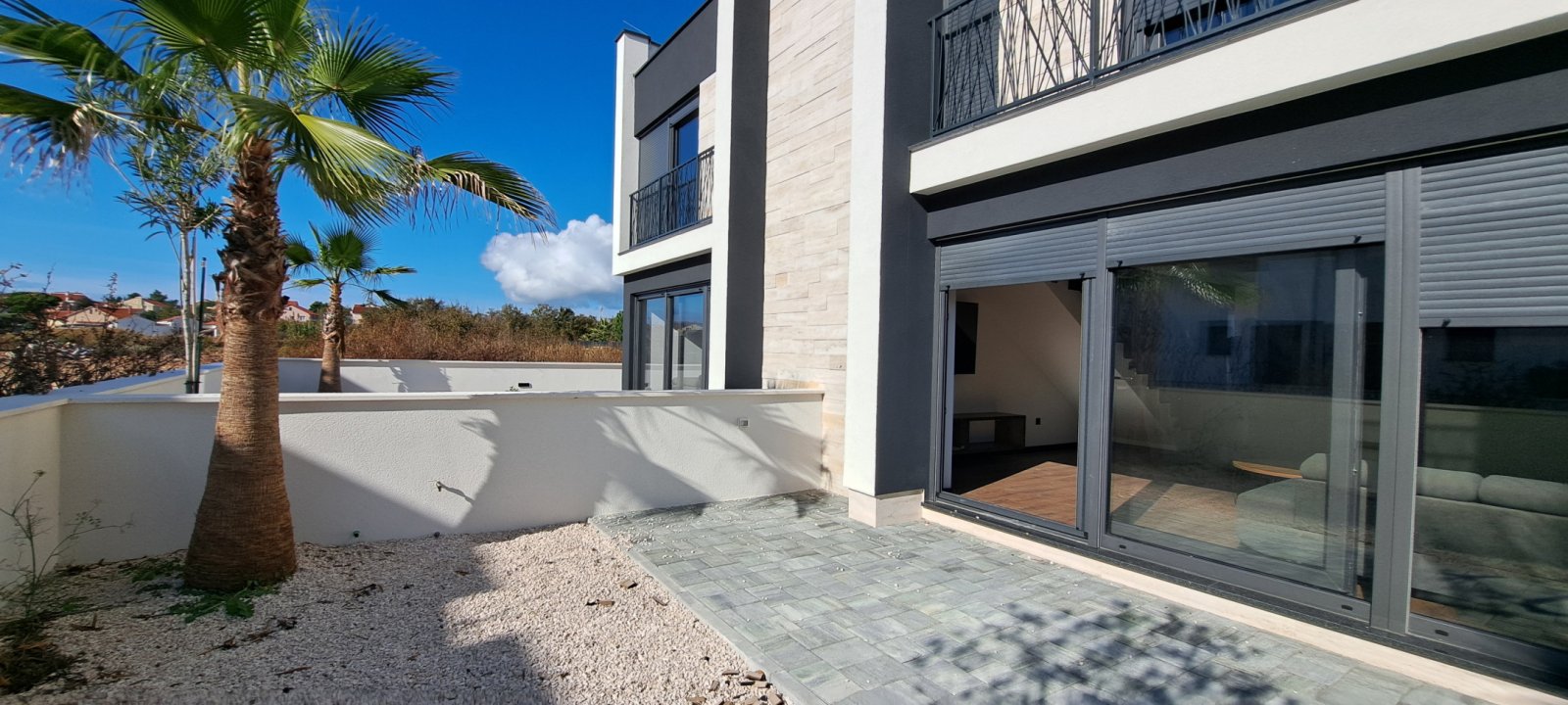 Stilvolles Apartment mit Garten und Parkplatz, 300 m vom Meer entfernt, Privlaka Stilvolles Apartment mit Garten und Parkplatz, 300 m vom Meer entfernt, Privlaka
