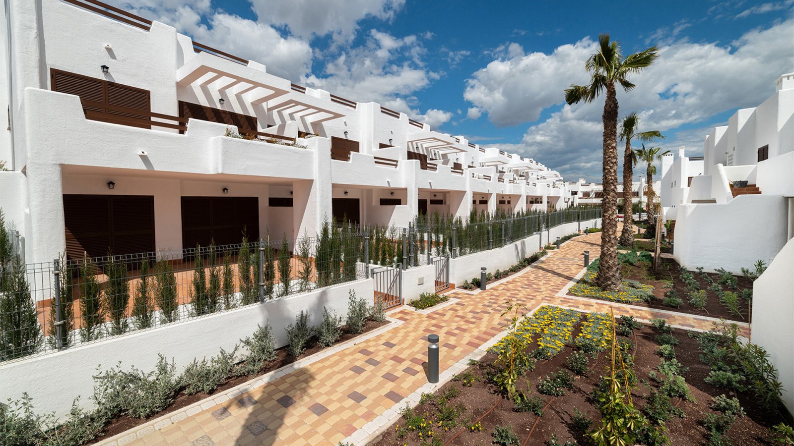 Neue Luxusapartments direkt am Strand mit Swimmingpools und Wellnessbereich Mar de Pulpí Neue Luxusapartments direkt am Strand mit Swimmingpools und Wellnessbereich Mar de Pulpí