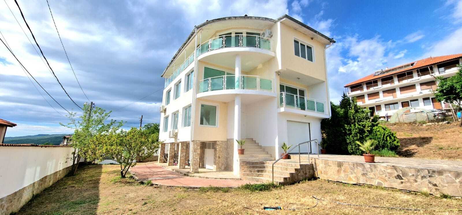 Elegante 8 Zimmer Villa mit Panorama-Terrassen und einzigartigem Meer, Berg und Naturblick Cholakova Cheshma Kosharitsa Bulgarien Elegante 8 Zimmer Villa mit Panorama-Terrassen und einzigartigem Meer, Berg und Naturblick Cholakova Cheshma Kosharitsa Bulgarien