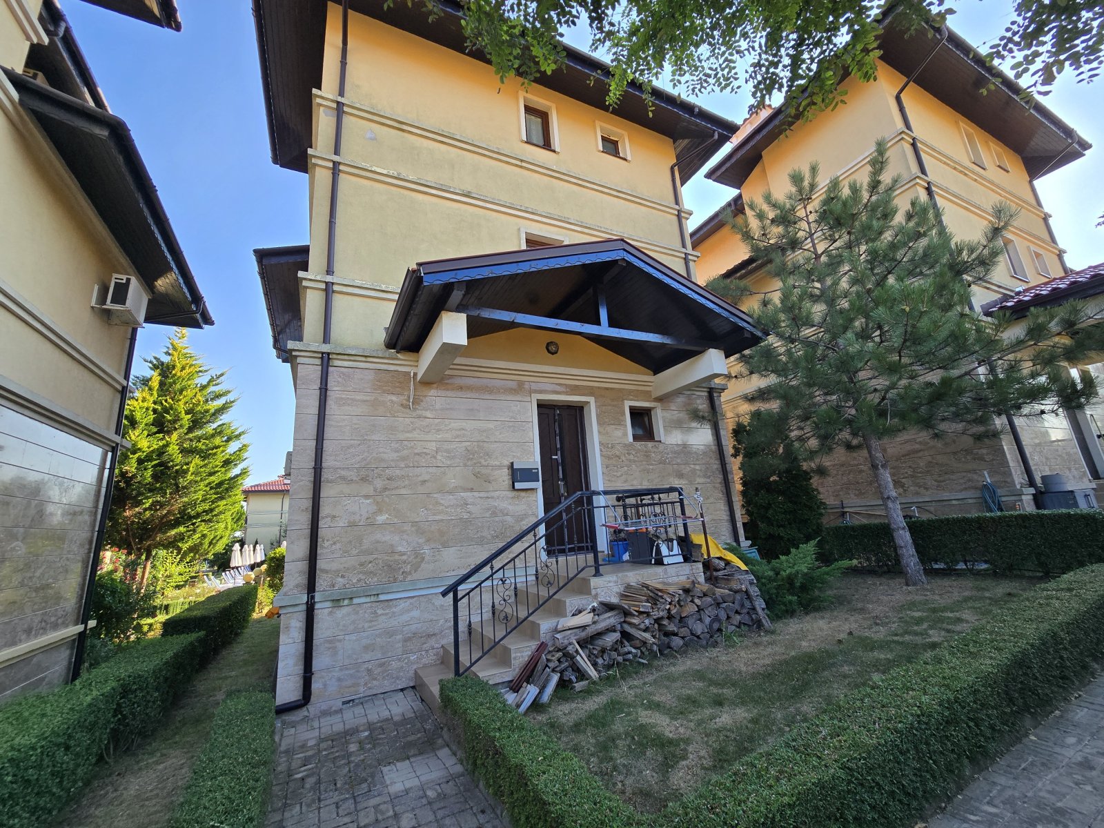 Schöne Villa im „St. George“-Komplex – Kosharitsa, Bulgarien Schöne Villa im „St. George“-Komplex – Kosharitsa, Bulgarien