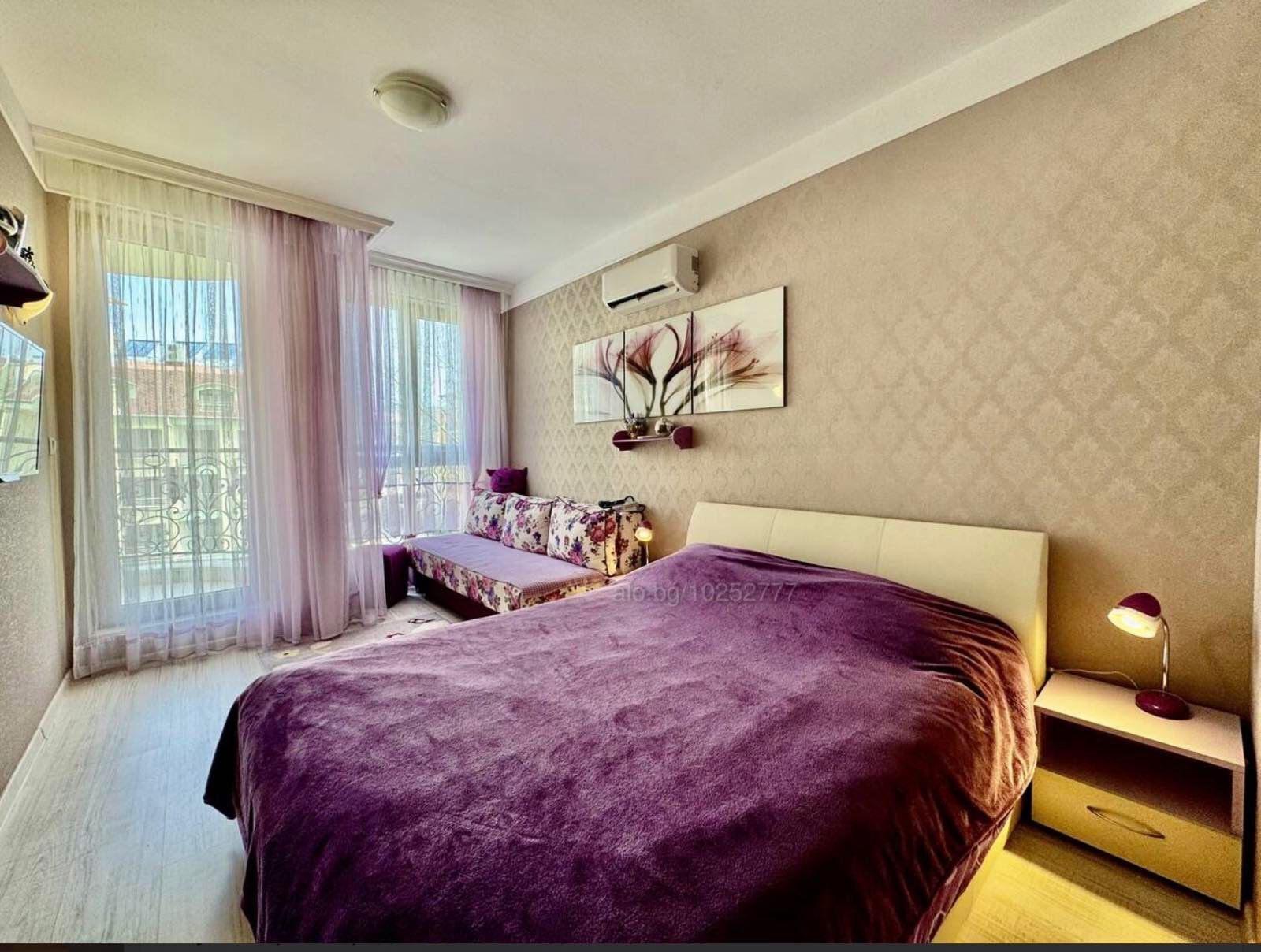 Zweizimmerwohnung im Komplex „Harmony Monte Carlo“ am Sonnenstrand Zweizimmerwohnung im Komplex „Harmony Monte Carlo“ am Sonnenstrand