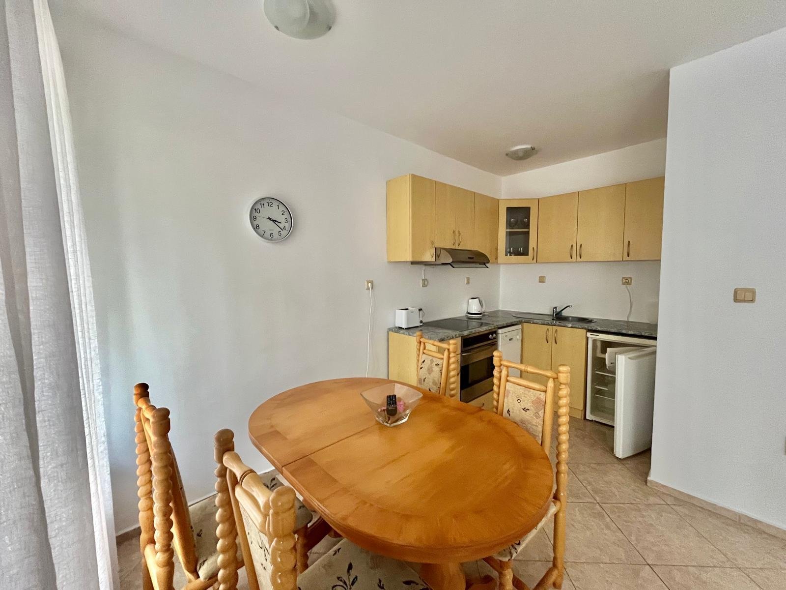 Dreizimmerwohnung mit Meerblick im Komplex Global City, Nessebar, Bulgarien Dreizimmerwohnung mit Meerblick im Komplex Global City, Nessebar, Bulgarien