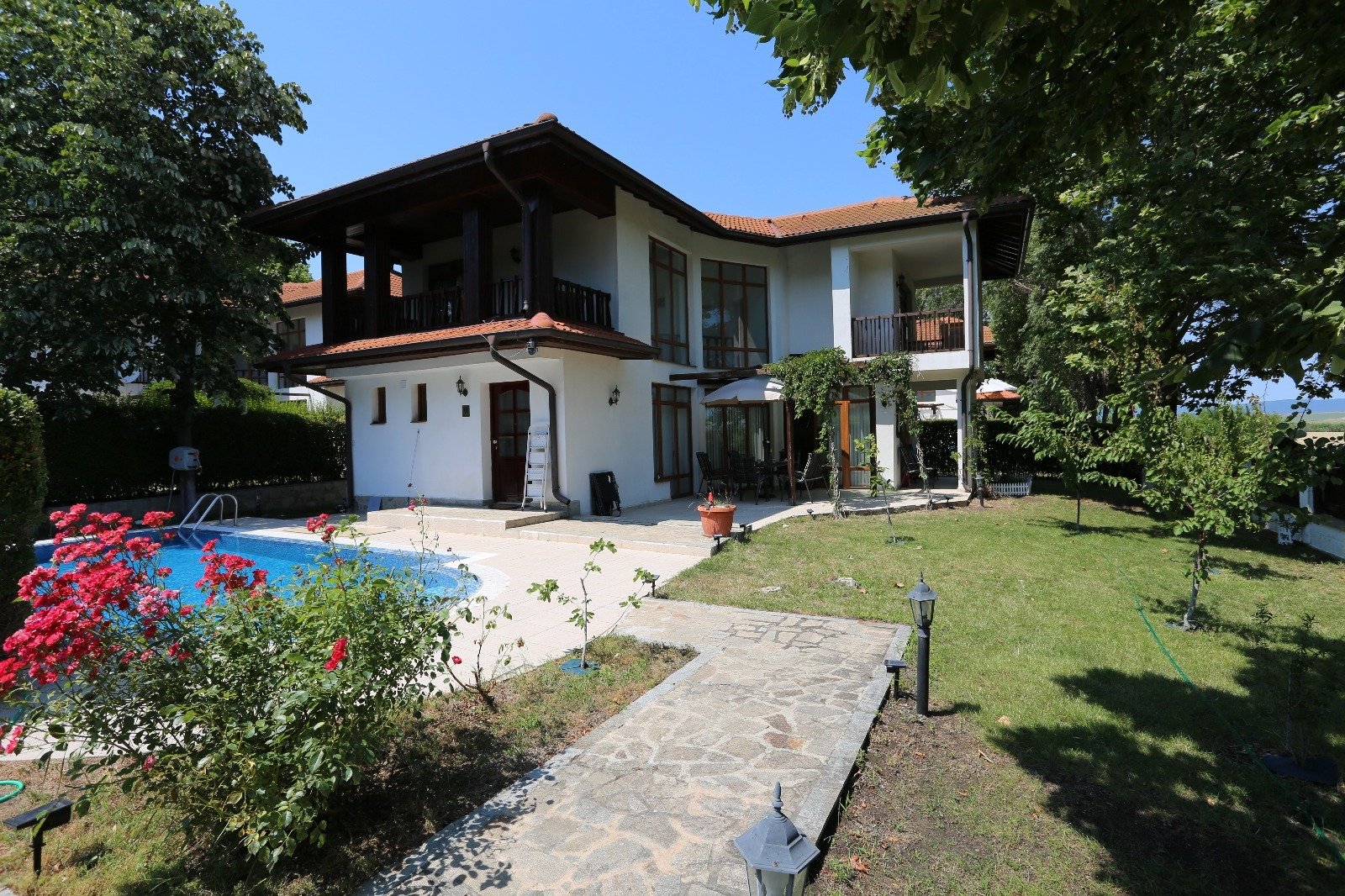 Einfamilienhaus Floral Roads Kableshkovo Bulgarien Einfamilienhaus Floral Roads Kableshkovo Bulgarien